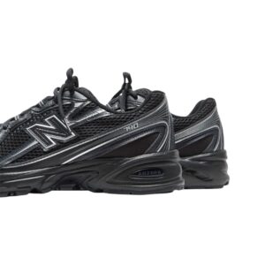 New Balance 740 Black silver