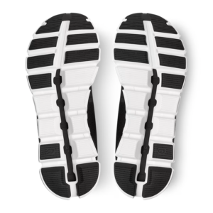 On Running Cloud 5 Black/White